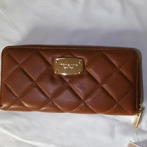 Michael Kors Walnut Hamilton Quilted Wallet NWT